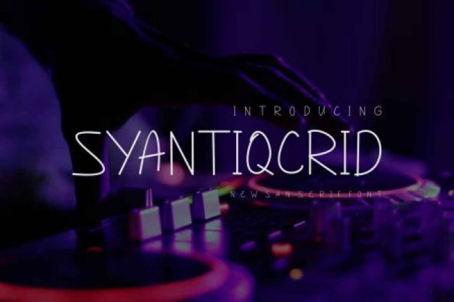 Syantiqcrid Font