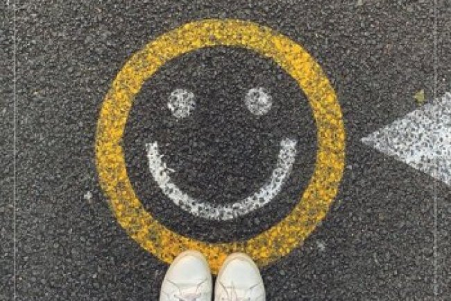 Happy Mood (2022)