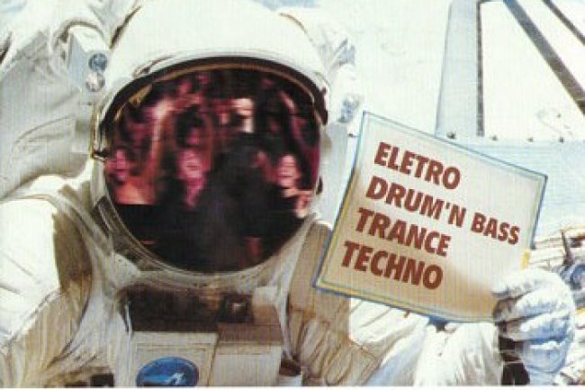 Moonight 2001 - Uma Festa no Espaço (2001)