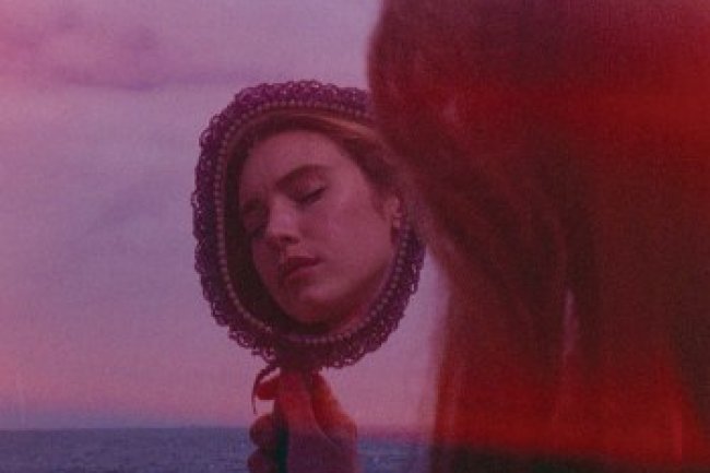 VIQ - Crystal Shores (2021)